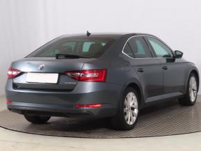 Škoda Superb  2.0 TDI 