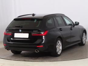 BMW 3  330 i xDrive 