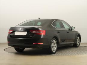 Škoda Superb  2.0 TDI Ambition 