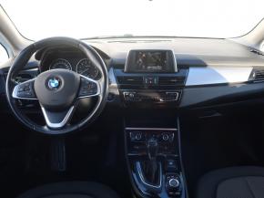 BMW 2 Active Tourer  218i Active Tourer 