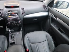 Kia Sorento  2.2 CRDi Premium 