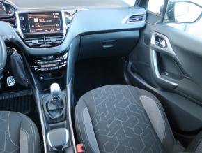 Peugeot 2008  1.6 BlueHDi Allure 