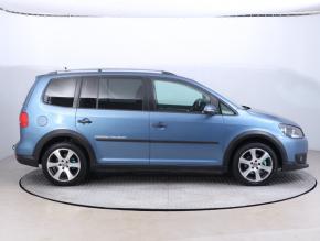 Volkswagen Touran  1.4 TSI Cross 