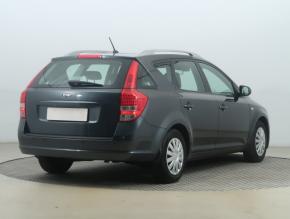 Kia Ceed  1.6 i Comfort 