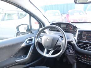 Peugeot 2008  1.2 PureTech Style 