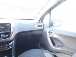 Peugeot 2008  1.2 PureTech Style 