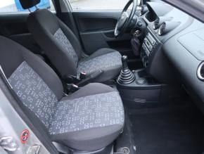 Ford Fiesta  1.3 i 