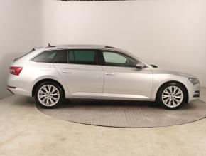 Škoda Superb  2.0 TDI Style 