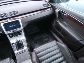 Volkswagen Passat  2.0 TDI 