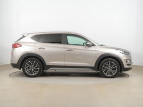 Hyundai Tucson  2.0 CRDi 