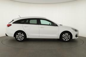 Hyundai i30  1.4 T-GDI 