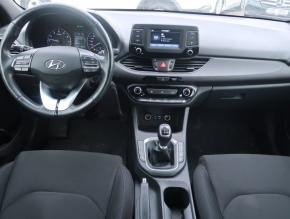 Hyundai i30  1.4 T-GDI 