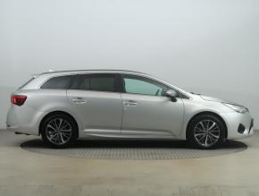 Toyota Avensis  2.0 D-4D 