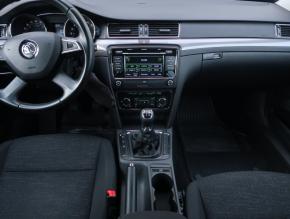 Škoda Superb  2.0 TDI Active 