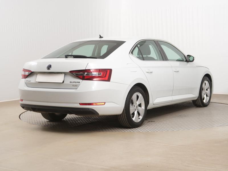 Škoda Superb  2.0 TDI Ambition