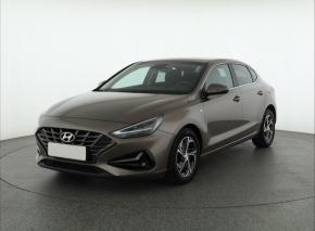 Hyundai i30 Fastback  1.5 T-GDI MHEV SMART 