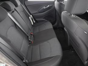 Hyundai i30 Fastback  1.5 T-GDI MHEV SMART 