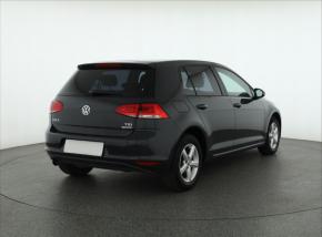 Volkswagen Golf  1.2 TSI 