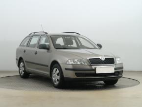 Škoda  1.6 Tour