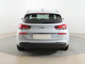 Hyundai i30  1.4 T-GDI 