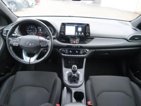 Hyundai i30  1.4 T-GDI 