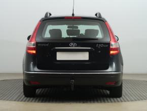 Hyundai i30  1.6 CVVT 