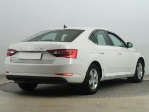 Škoda Superb  1.5 TSI Ambition 