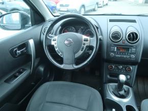 Nissan Qashqai  1.6 