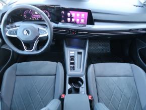 Volkswagen Golf  1.5 eTSI Style 