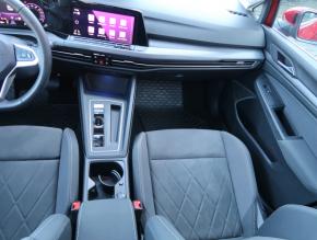 Volkswagen Golf  1.5 eTSI Style 