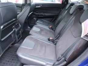 Ford S-Max  2.0 TDCi Titanium 