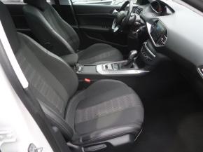 Peugeot 308  1.6 BlueHDi Allure 