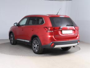 Mitsubishi Outlander  2.2 DI-D 