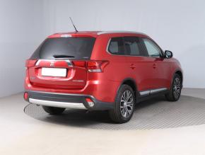 Mitsubishi Outlander  2.2 DI-D 