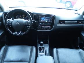 Mitsubishi Outlander  2.2 DI-D 