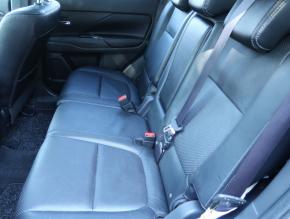 Mitsubishi Outlander  2.2 DI-D 