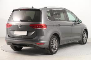 Volkswagen Touran  1.5 TSI 