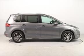 Volkswagen Touran  1.5 TSI 