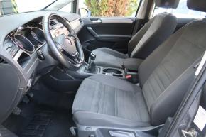 Volkswagen Touran  1.5 TSI 