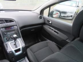 Peugeot 5008  1.6 HDi 