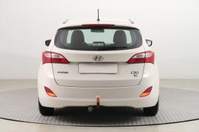 Hyundai i30  1.6 MPI 