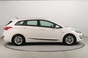 Hyundai i30  1.6 MPI 