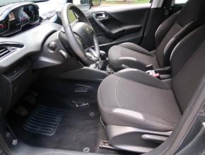 Peugeot 208  1.2 PureTech 