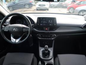 Hyundai i30  1.5 DPI 