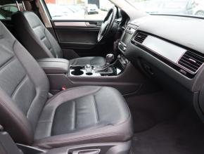 Volkswagen Touareg  3.0 TDI 