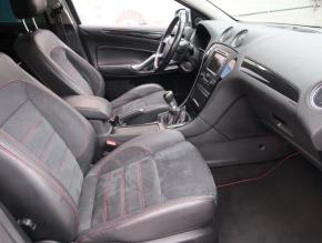 Ford Mondeo  2.2 TDCi 