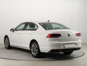 Volkswagen Passat  1.5 TSI 