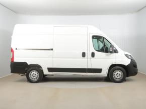 Peugeot Boxer  2.2 BlueHDi . 