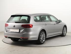 Volkswagen Passat  2.0 TDI R-Line 