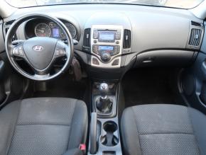 Hyundai i30  1.6 CRDi 